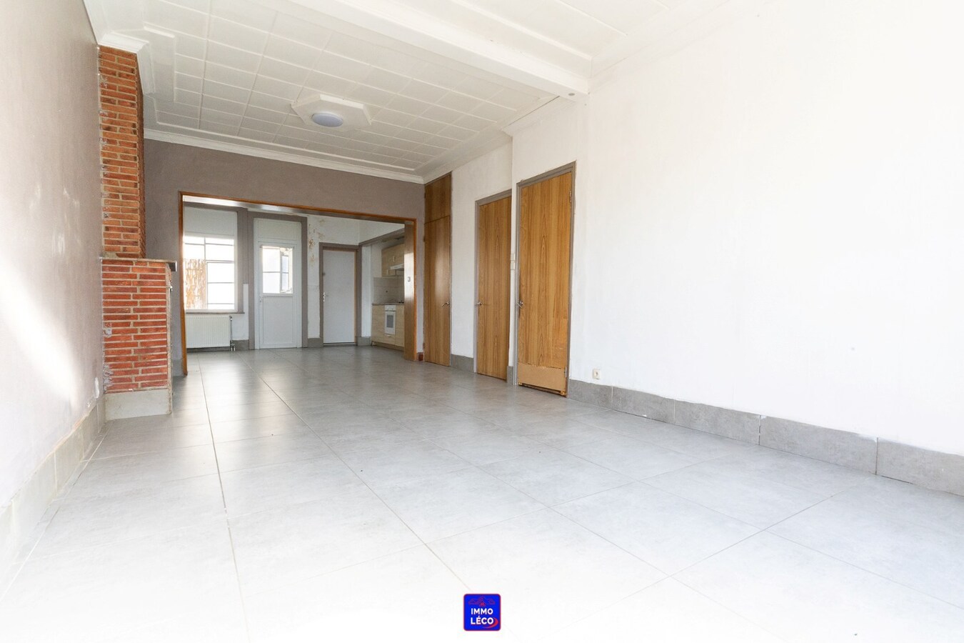 Maison avec cour, idéal investisseurs/1er achat  ! 