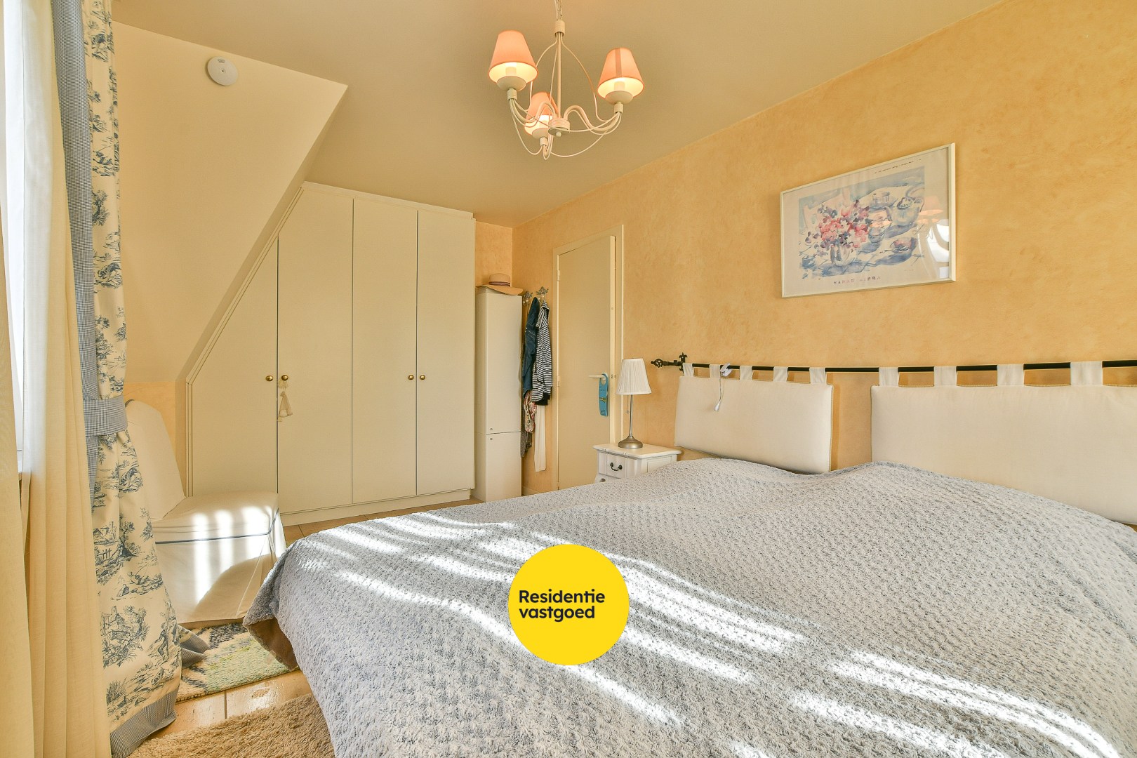 Exclusieve hoekwoning met zeezicht op topligging in de Concessie van De Haan, op 20 m van de zeedijk! 