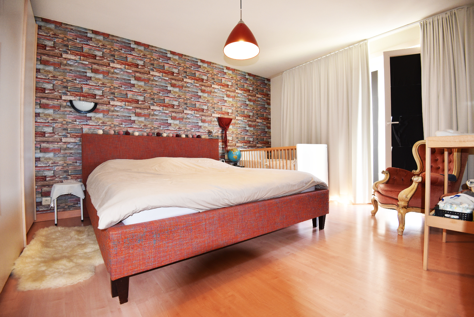 Rijwoning met 3 slpks, garage en tuin nabij centrum Eeklo 