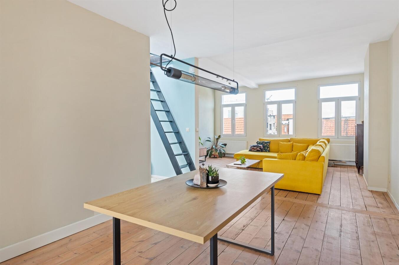 Charmant appartement met ruim dakterras te Antwerpen! 