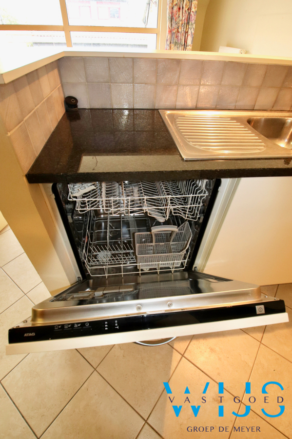 3 slaapkamerappartement met garage in hartje Assenede ! 