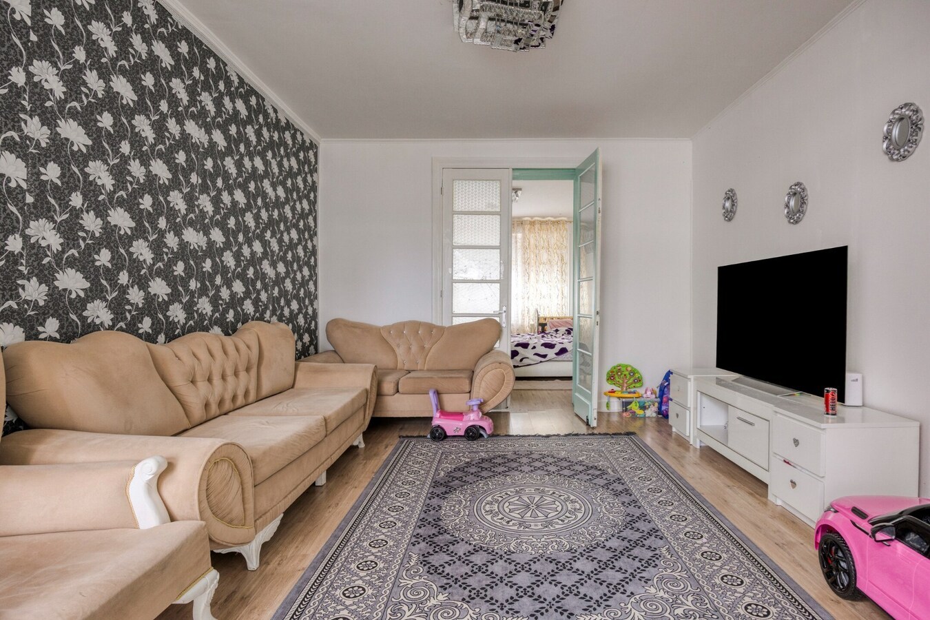 Gebouw/herenhuis bestaande uit 3 appartementen te Tienen 