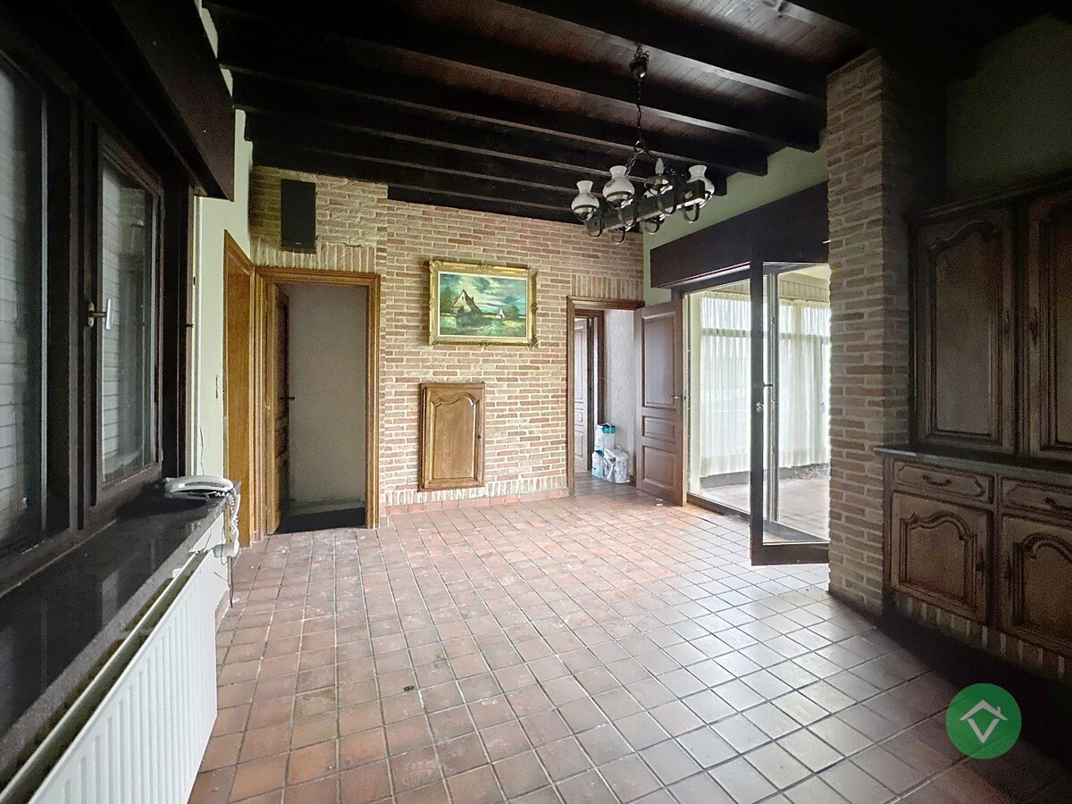 Alleenstaande woning met 4 slaapkamers te Koekelare 