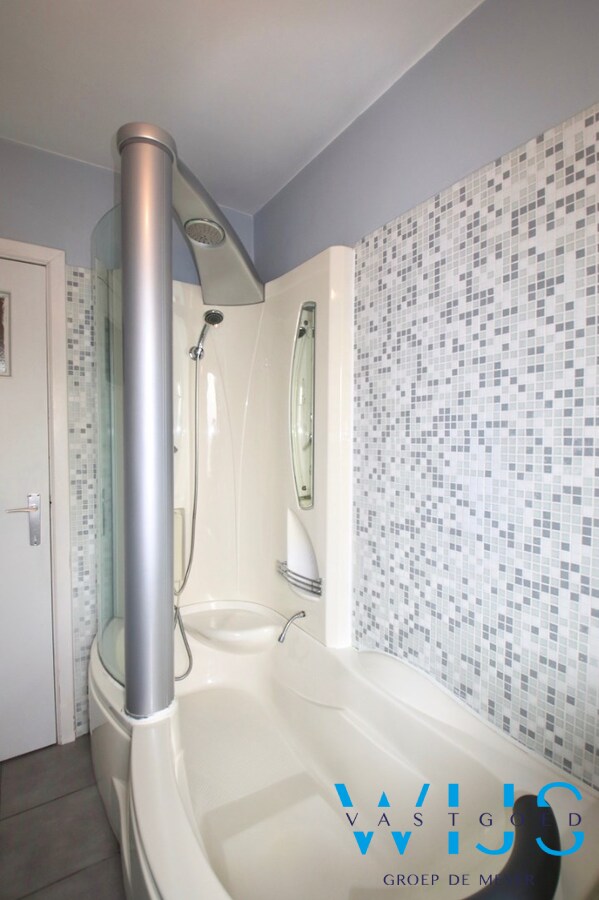 Leuk &amp; gezellig woonhuis te centrum ERTVELDE ! 