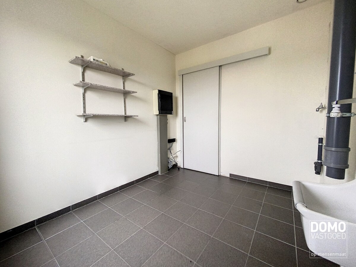 Ruime penthouse in Kermt met terras, lift, 3 slaapkamers en ruim terras 