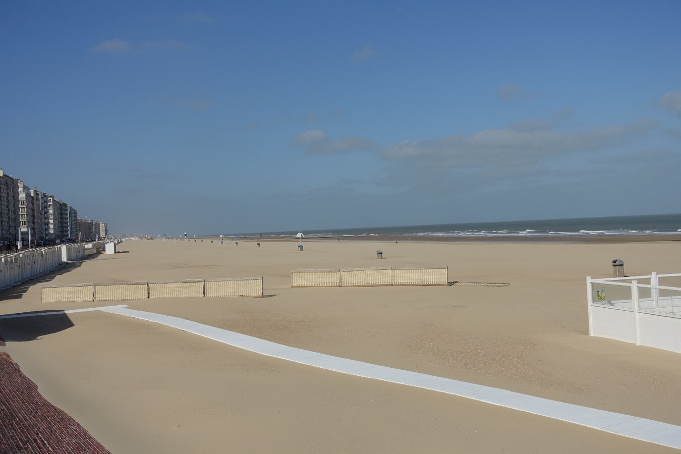 Uitstekend gelegen studio op de 11e verdieping 