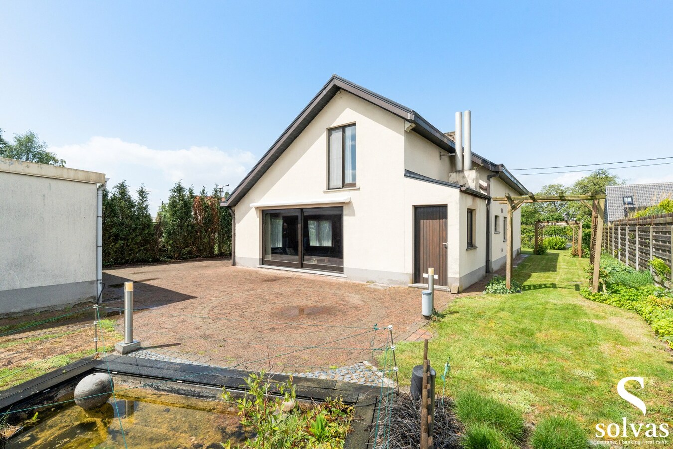 Vrijstaande woning met prachtig uitzicht in Oostwinkel! 