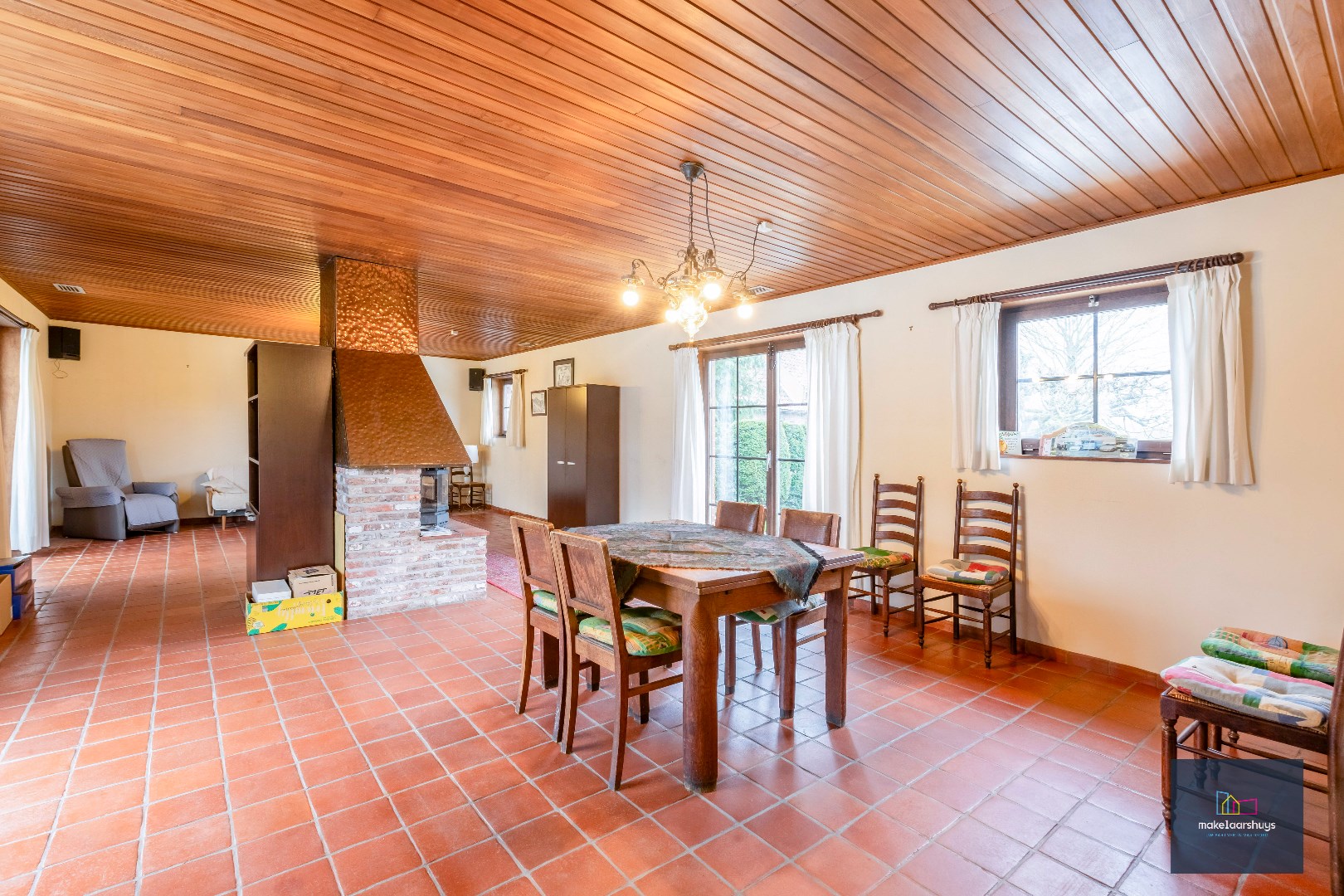 Open, energiezuinige bebouwing op groot perceel (3350m²) 