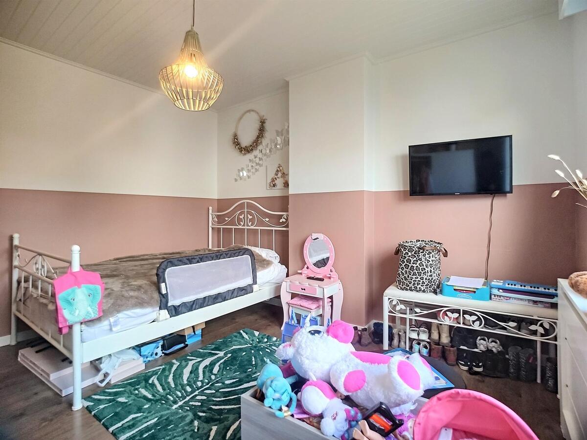 Goed gelegen, kwalitatief gerenoveerde gezinswoning - Heist 