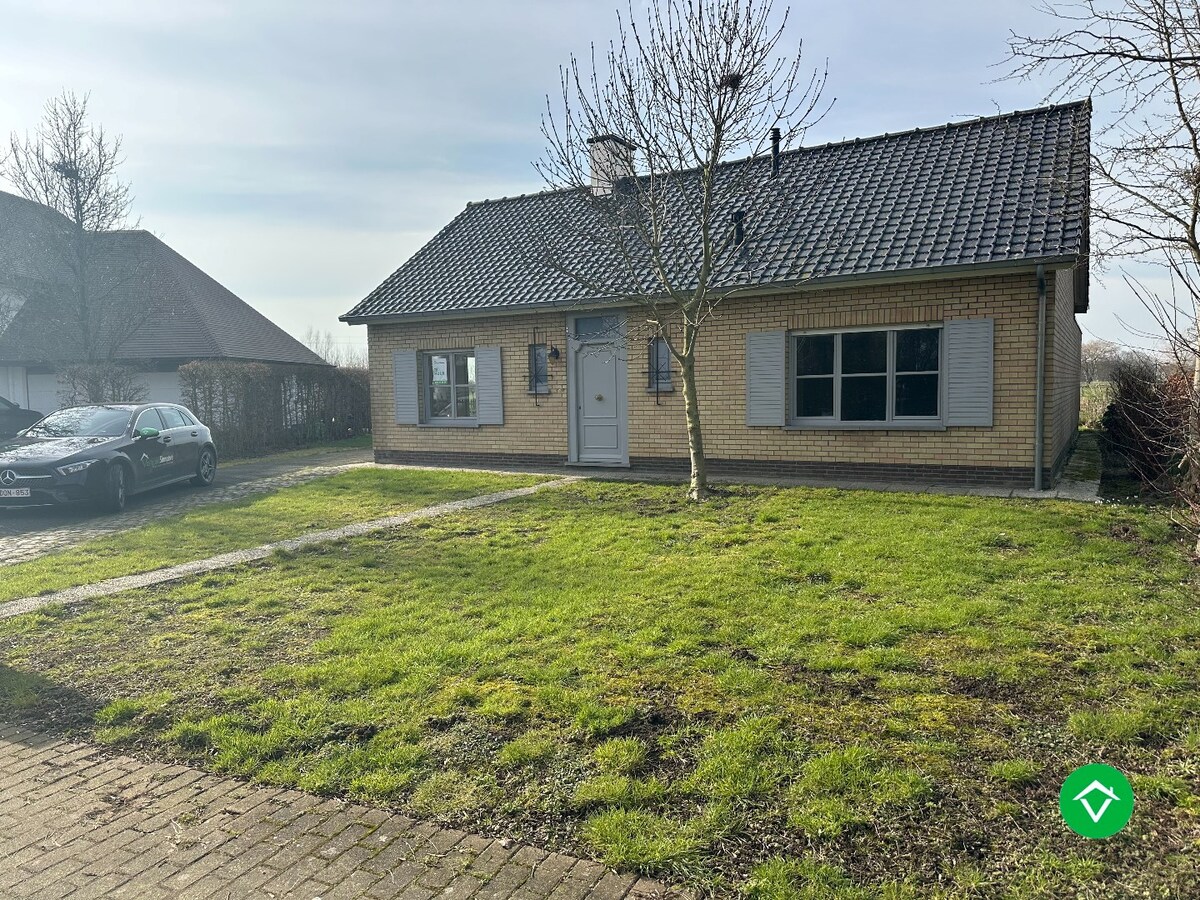 Alleenstaande woning met 2 slaapkamers te Ichtegem 