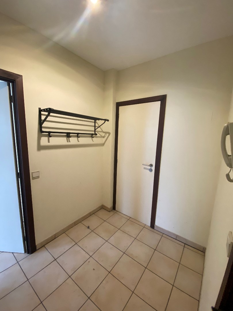 Ingooigem Appartement 1ste verdiep 2 slaapkamers 700€ 