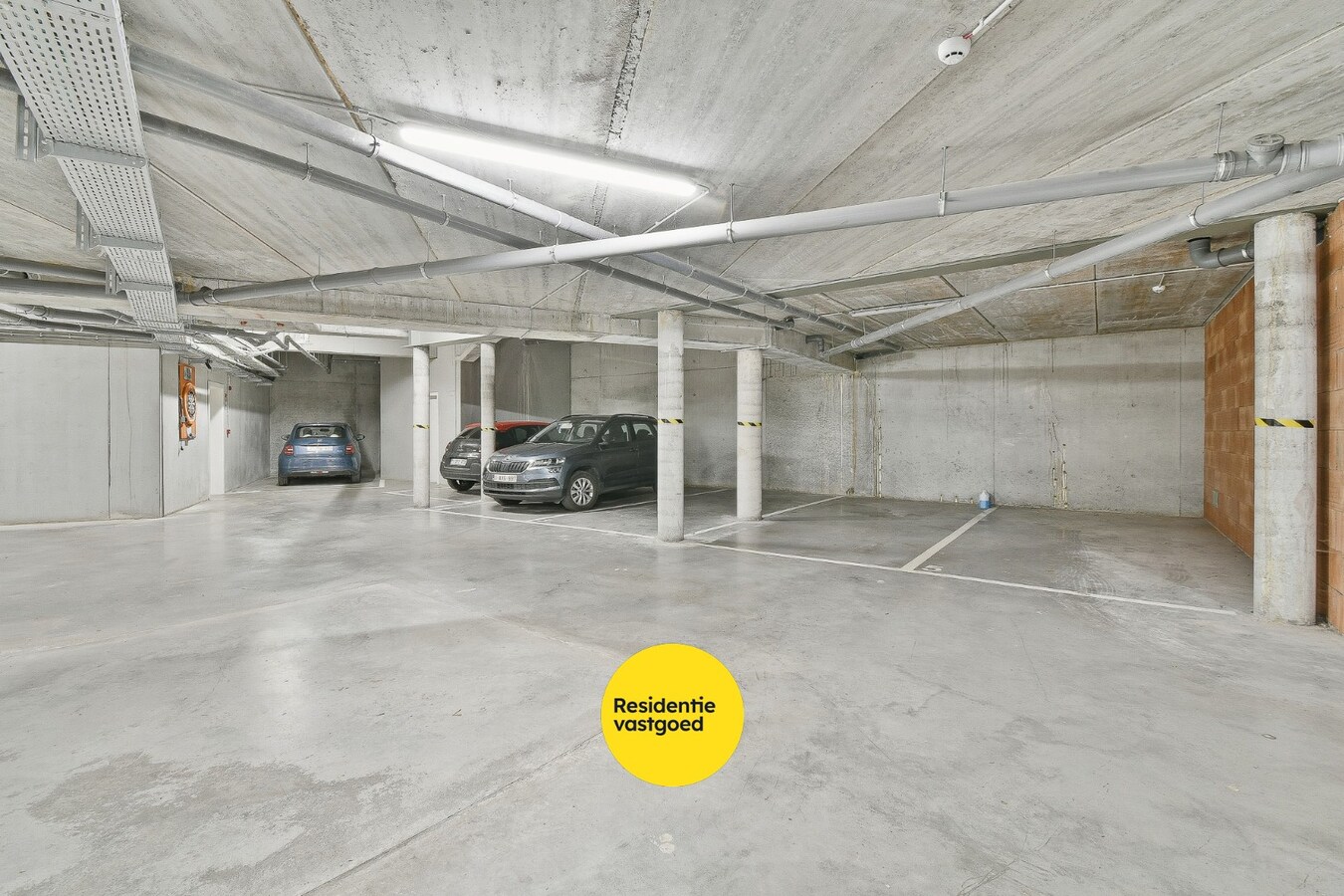 Te koop parkeerplaats - Gistel