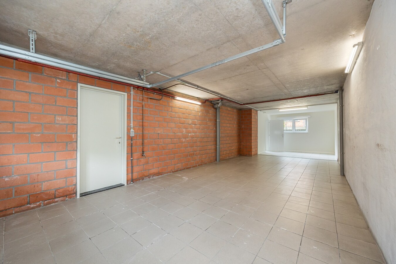 Luxueus gerenoveerd appartement met 2 slaapkamers 