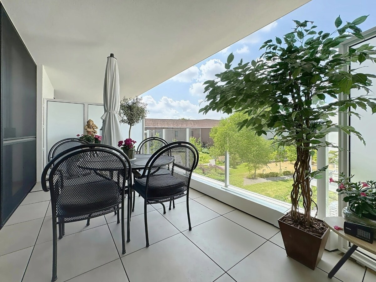 Service Flat te koop in Waregem