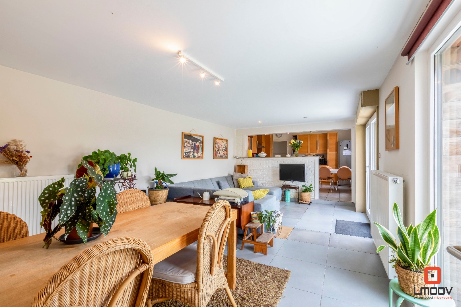 Charmante, instapklare woning met grote stadstuin in Deinze! 