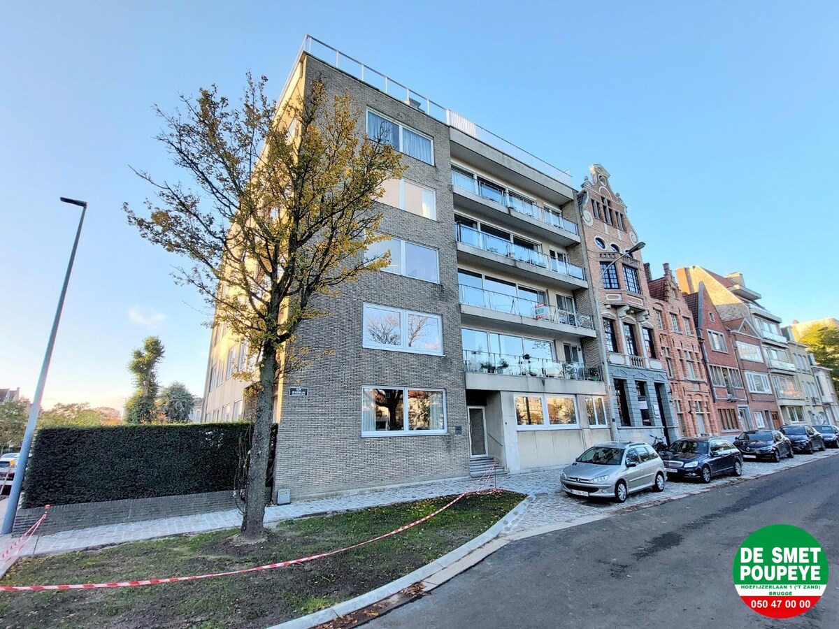 Ruim lichtrijk appartement van 147m² 