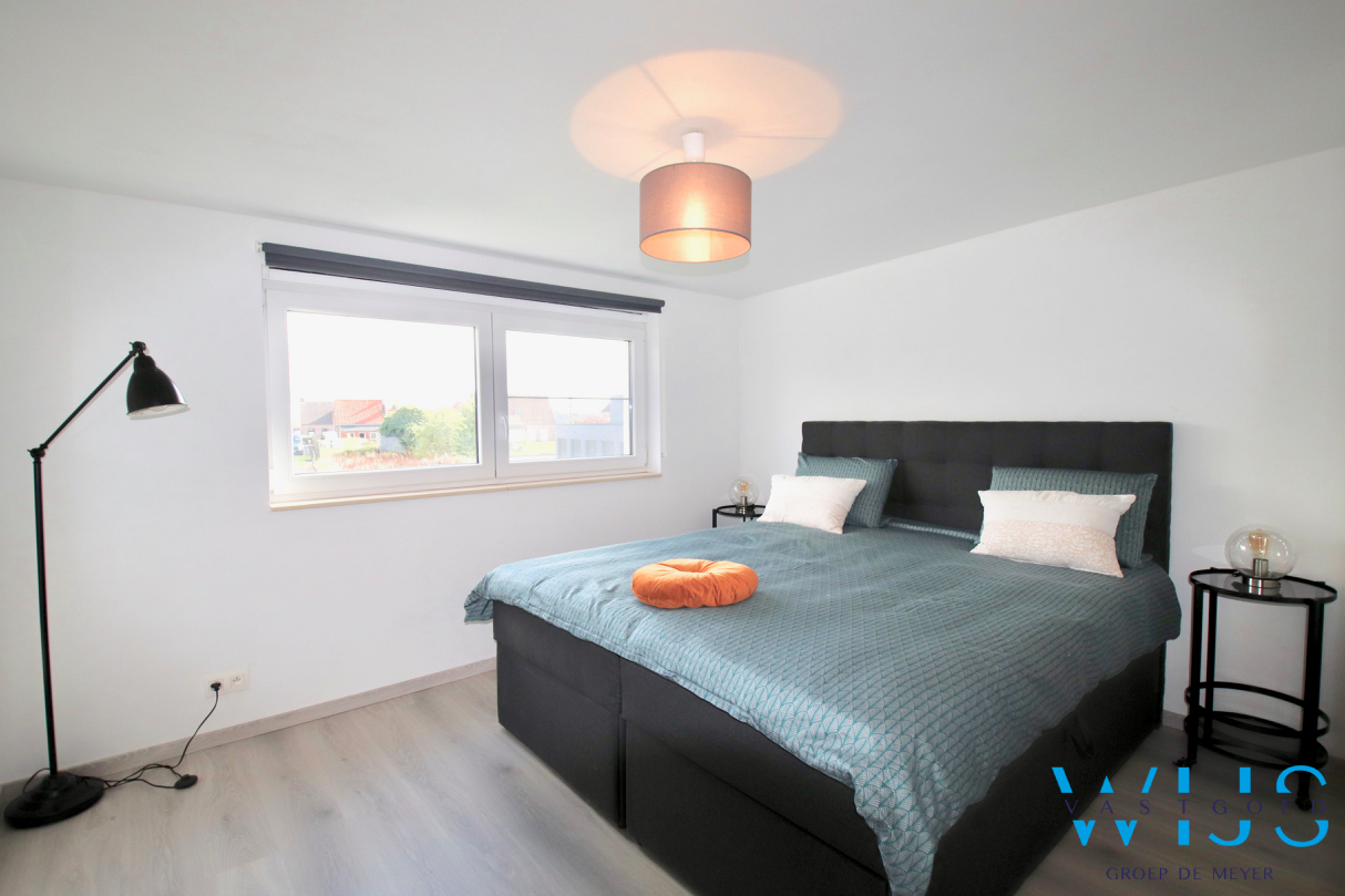 Instapklaar woonhuis met 3 slaapkamers &amp; tuin ! 