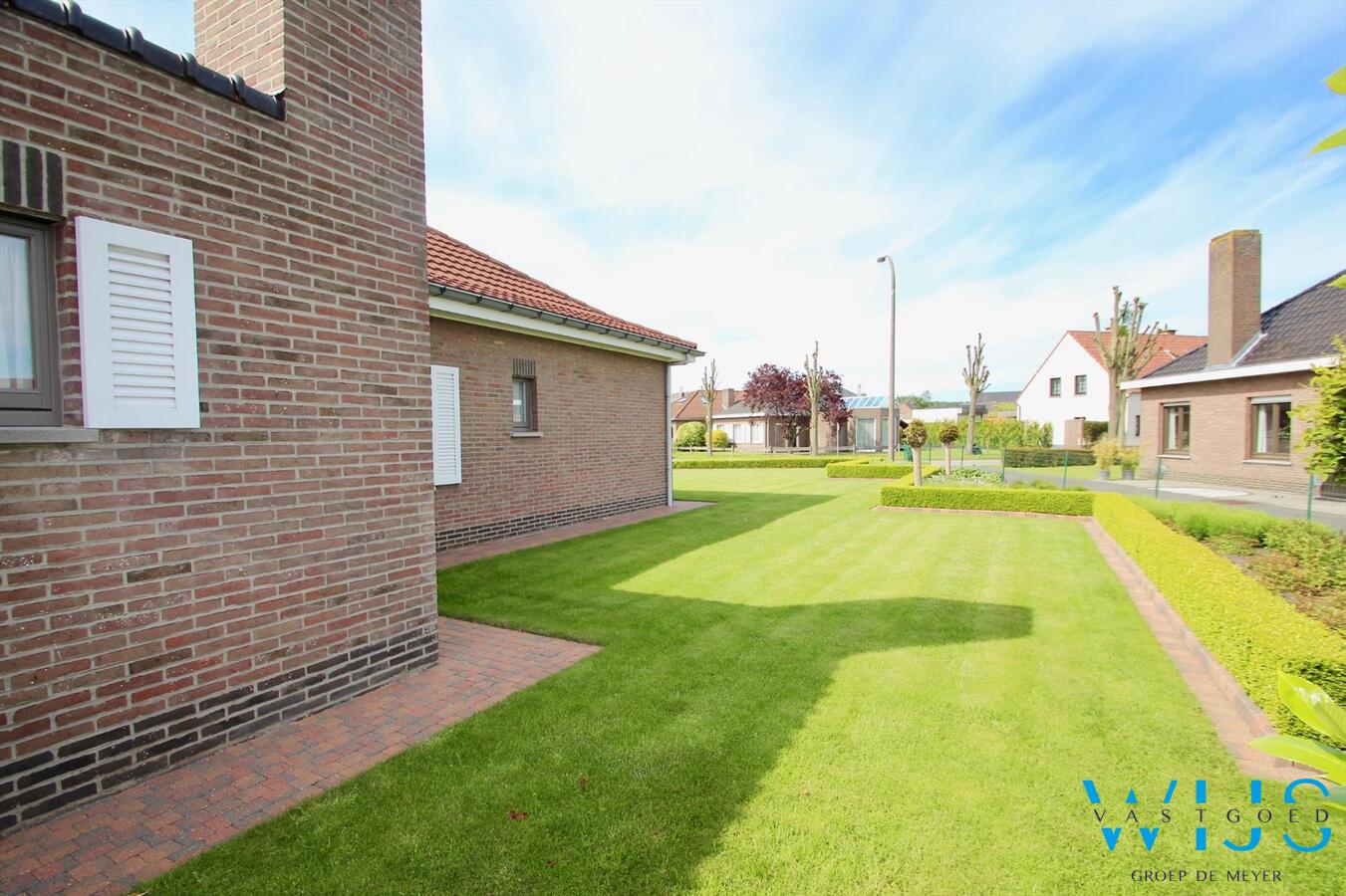 PERFECT onderhouden bungalow in een rustige woonwijk te ERTVELDE 