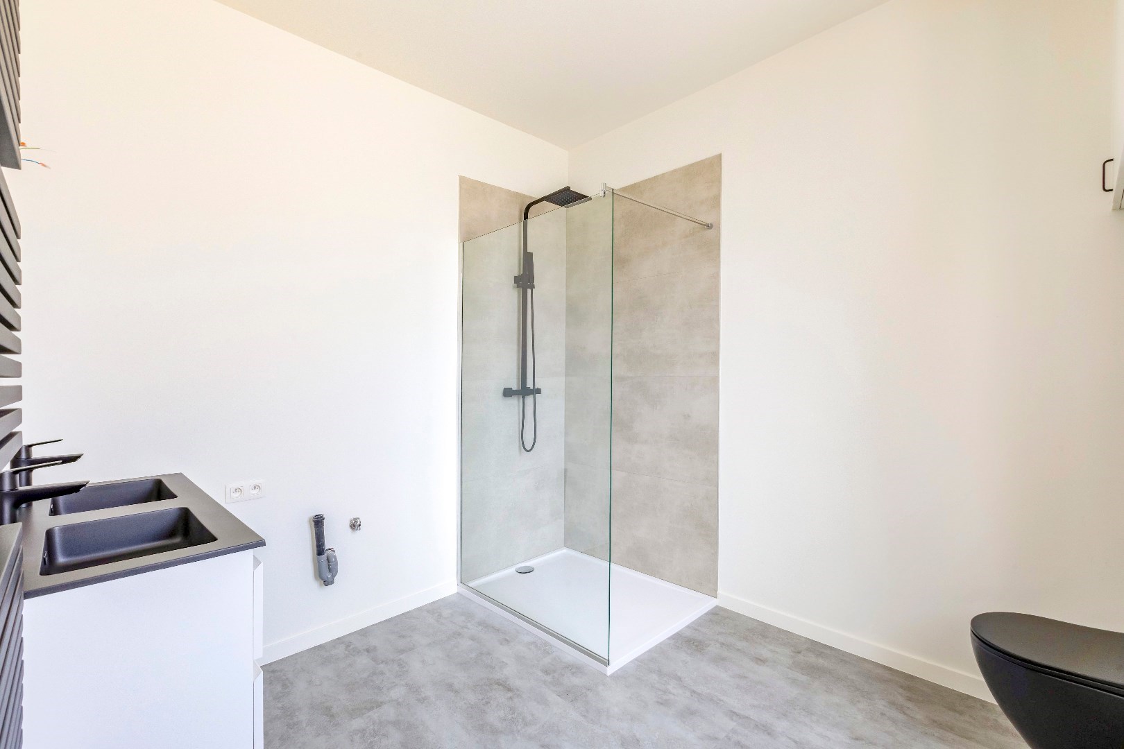 Unieke, compleet gerenoveerde woning met veel charme en zonnige tuin! 