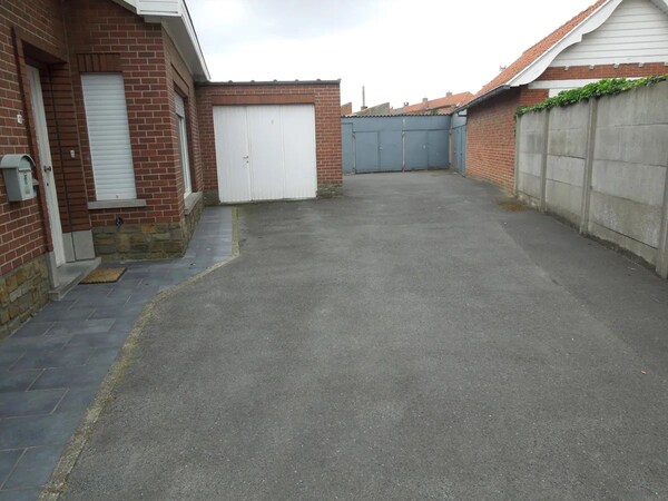 Verhuurd Garage te Izegem