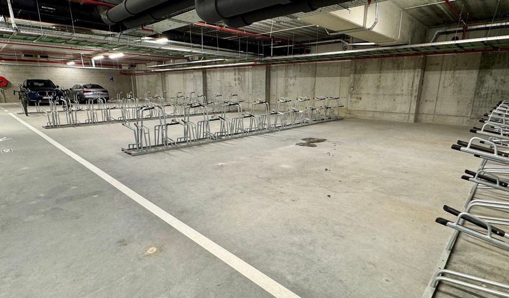 Nieuwbouw kantoren te huur langs E40 in Zwijnaarde