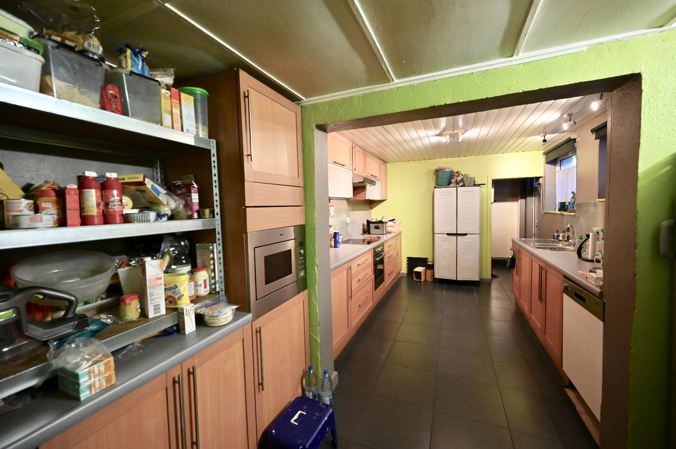 ONDER OPTIE !! TE RENOVEREN WONING MET MAGNIFIEKE TUIN 