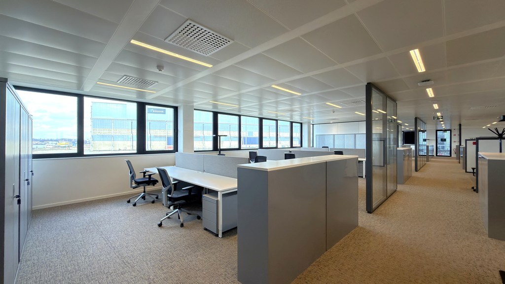 Duurzame kantoren te huur in industriezone te Hoboken