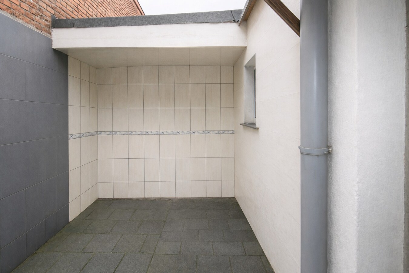 Te koop: Instapklare centraal gelegen gezinswoning met 4 slaapkamers én EPC B in hartje Sint-Niklaas! 