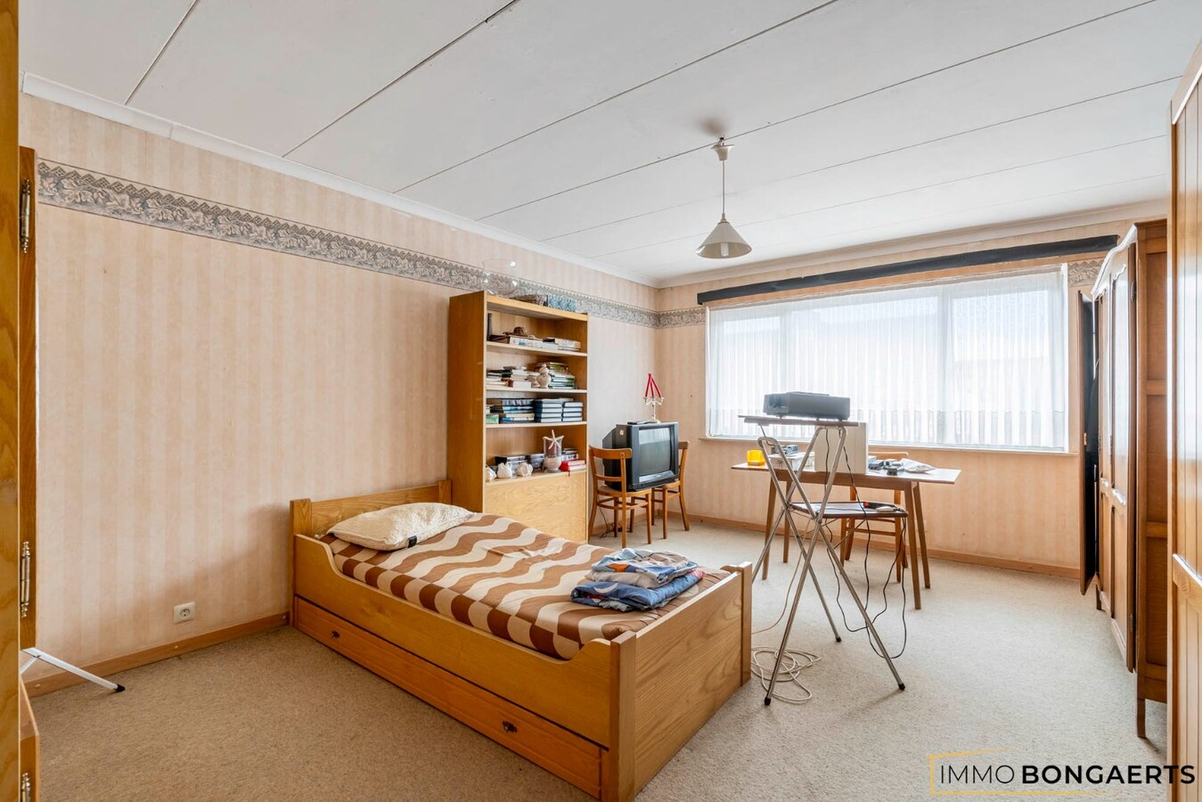 Ruime woning met vier slaapkamers 