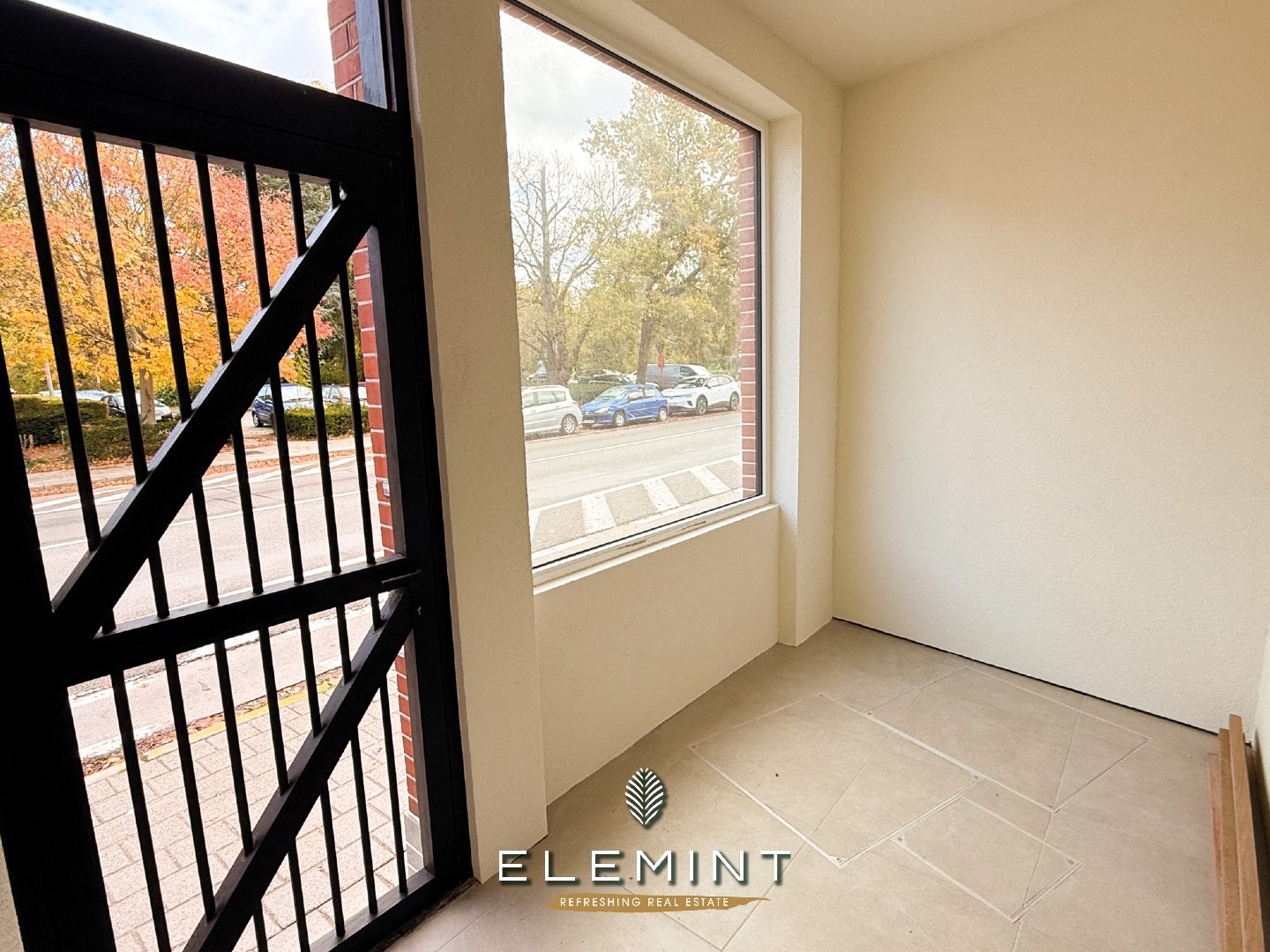 Volledig gerenoveerde woning met fietsenberging te Kortrijk 