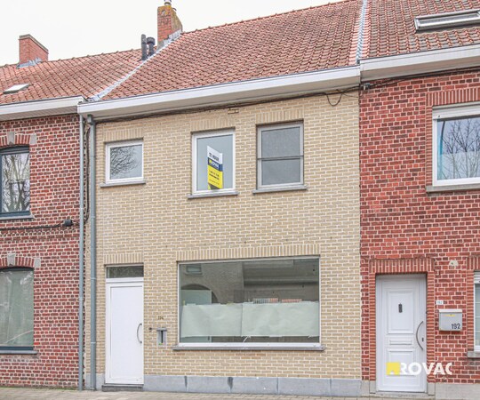 onder reservatie Woning te Izegem