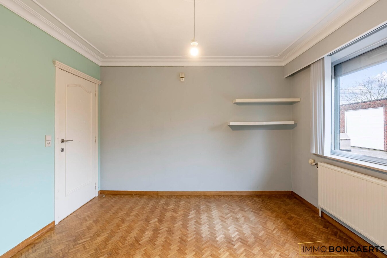 Gelijkvloerse woning op perceel van 24a32ca 