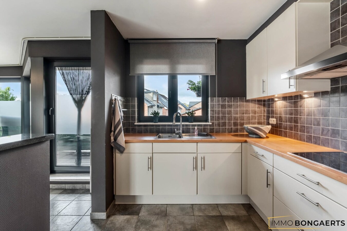 Ruim duplexappartement met 4 slaapkamers 