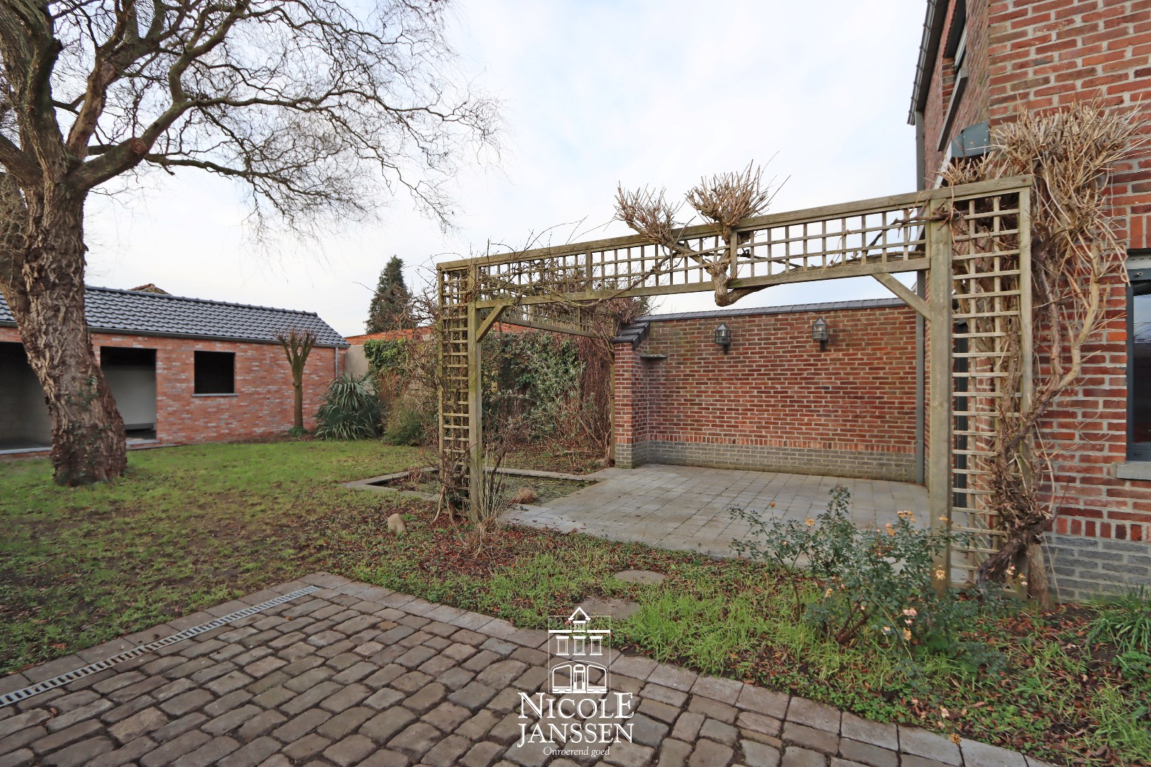 Tof terras bij de keuken