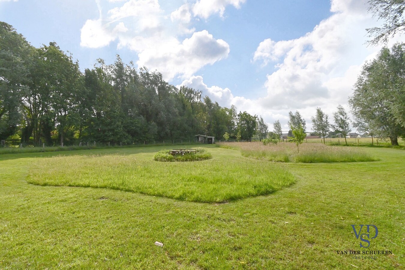 Exceptioneel woning in 't groen. 