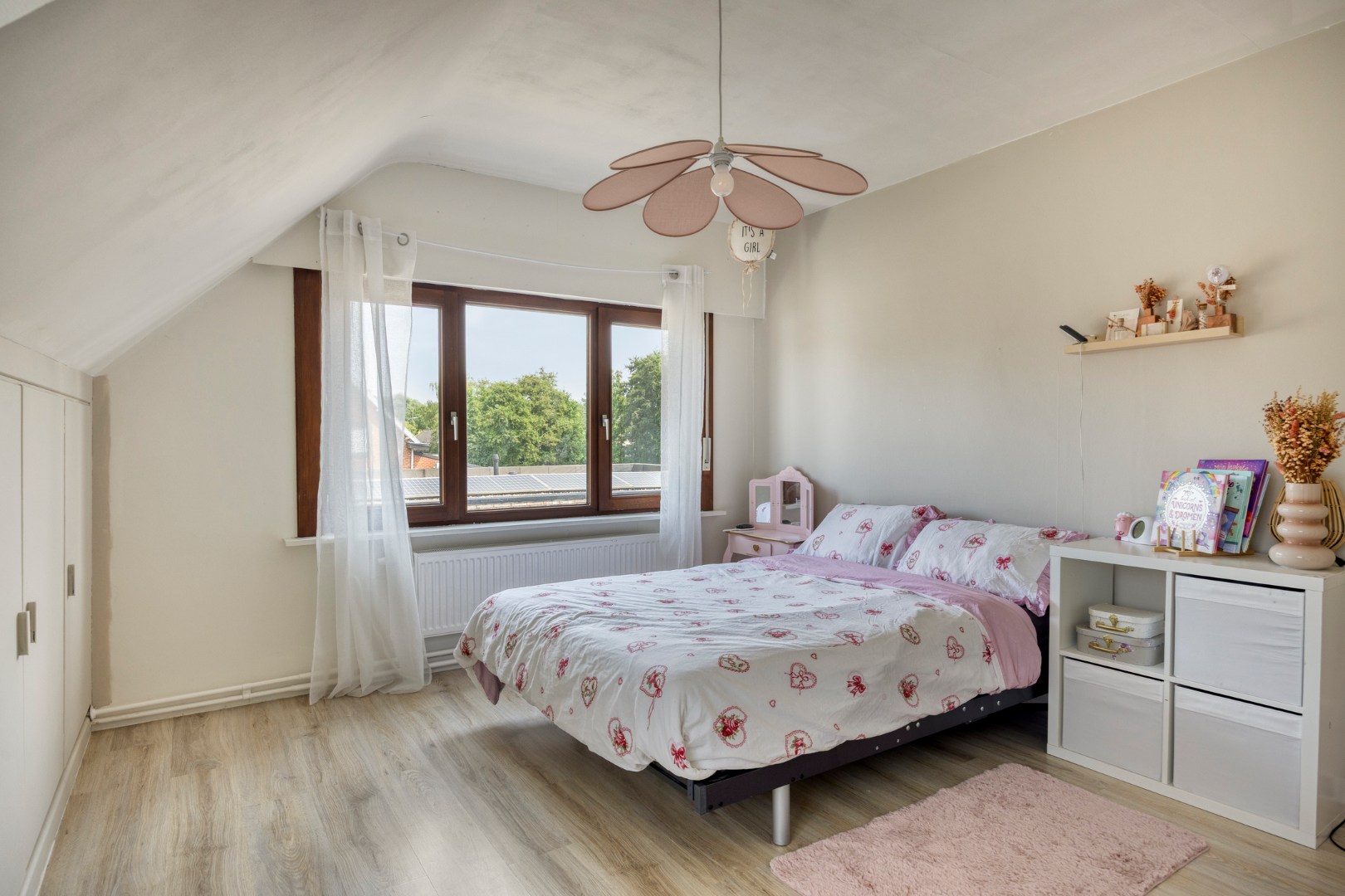 Gerenoveerde gezinswoning met 3 slaapkamers in Mol 