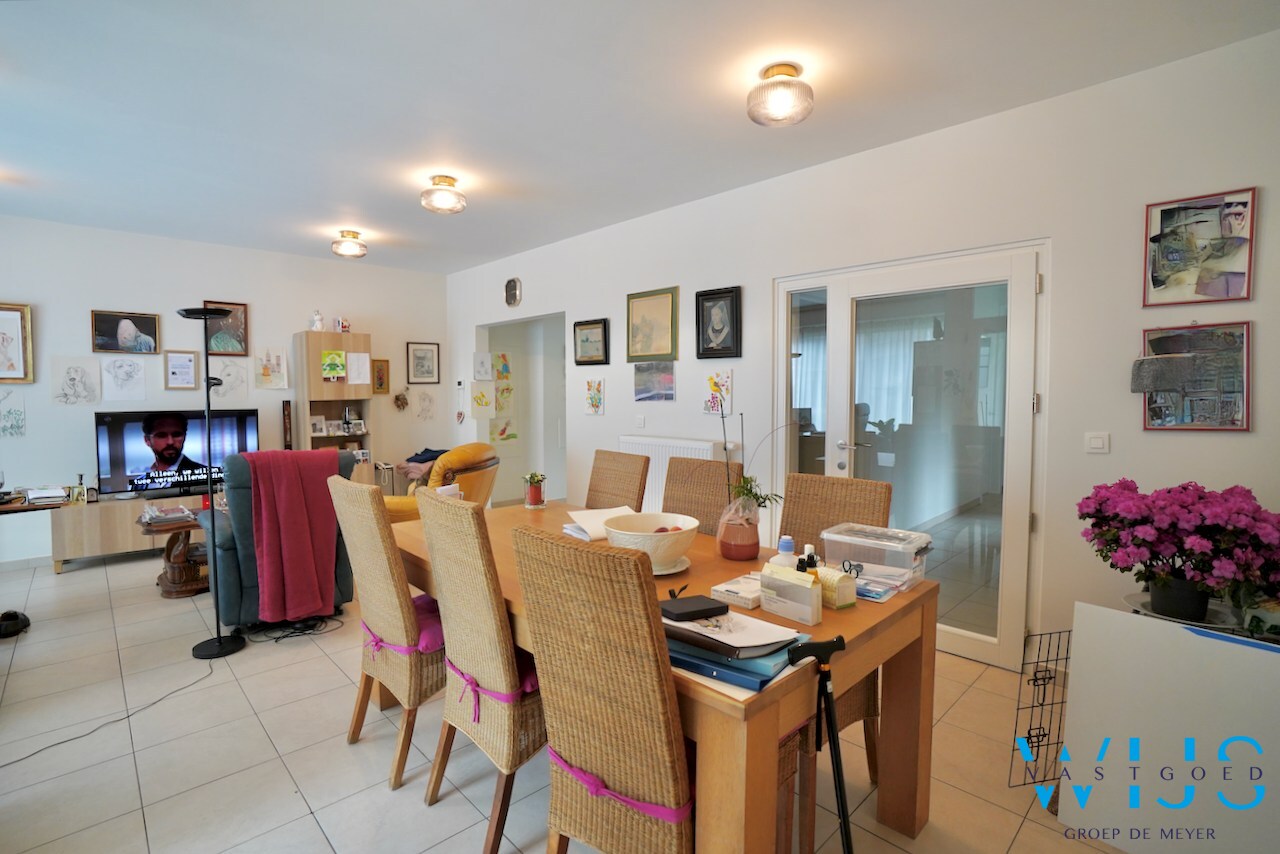 Gelijkvloers appartement met terras te Lochristi ! 