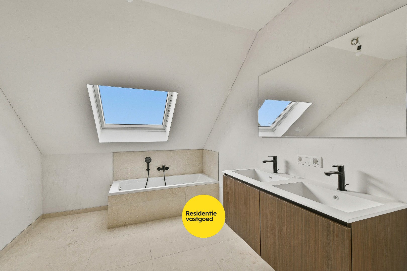Nieuwbouwwoning op rustige locatie met 3 slaapkamers 