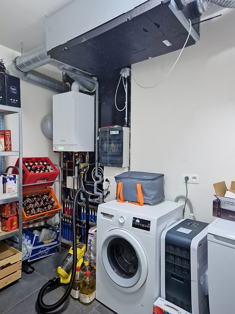 Modern appartement met 2 slaapkamer, terras en garage in Ursel 