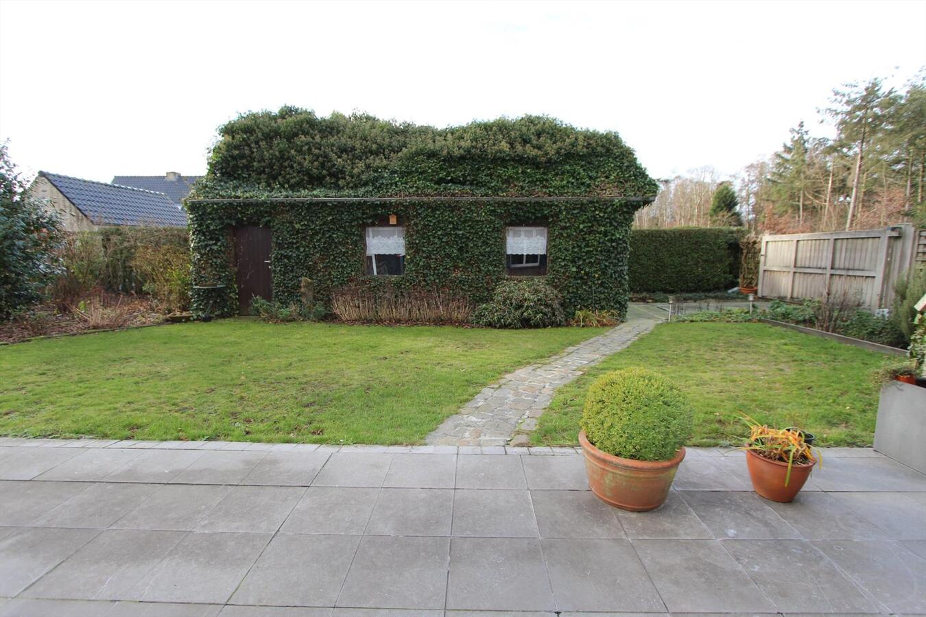 Alleenstaande woning met 4 slaapkamers te Ichtegem 