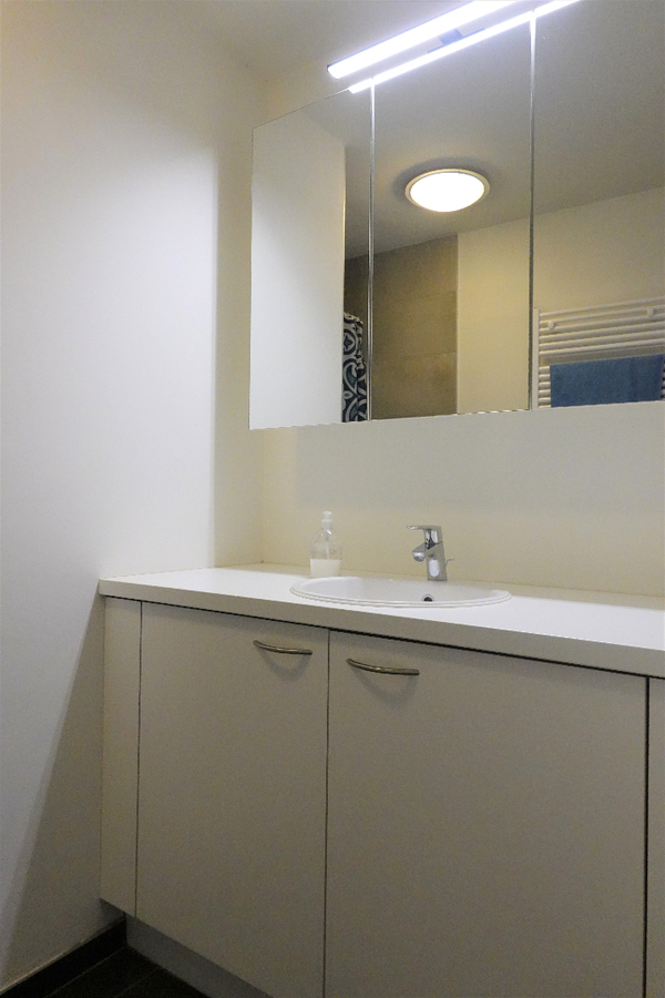 Gelijkvloers appartement met 2 slaapkamers 