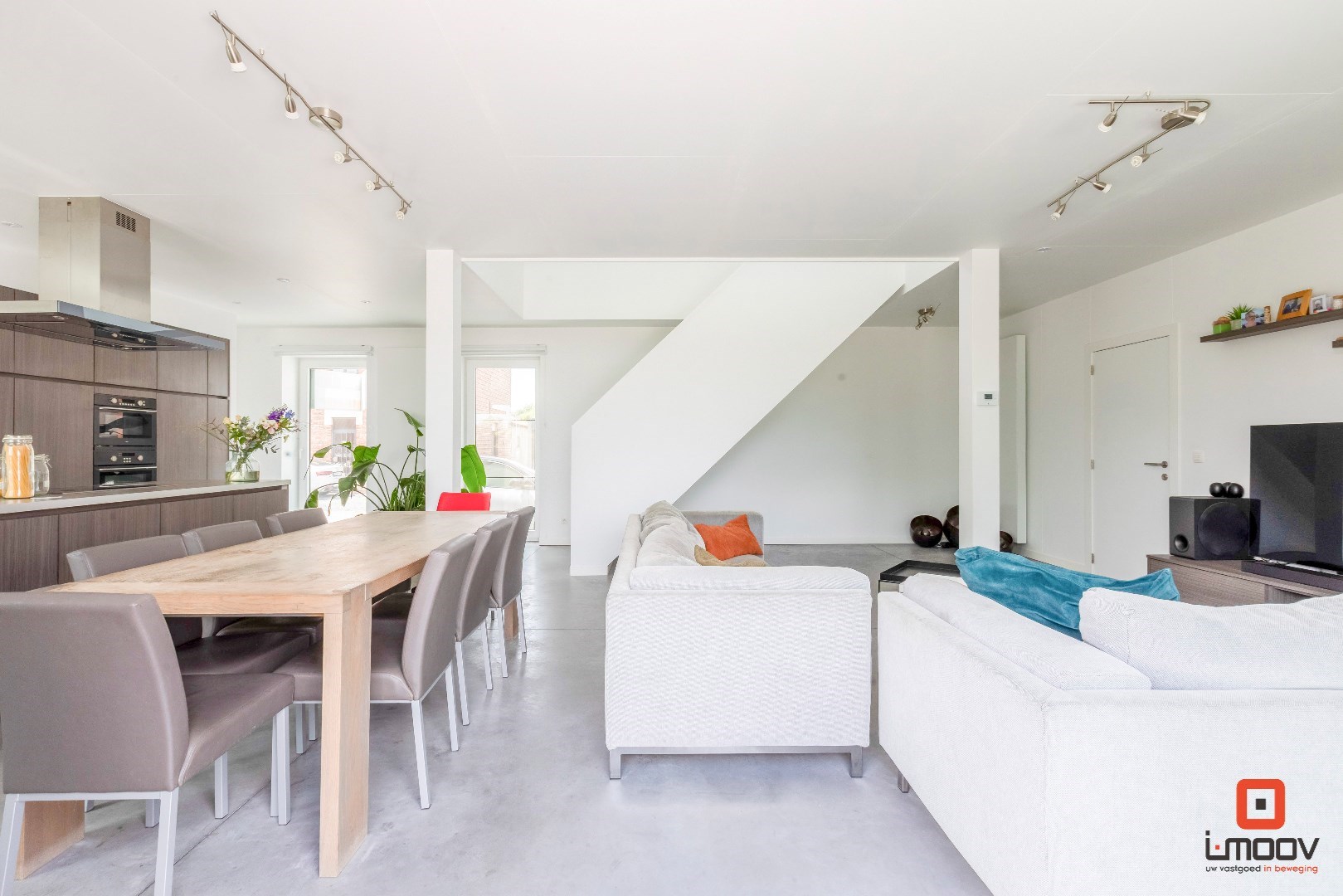 Strak gerenoveerde woning met eindeloos uitzicht in Desteldonk 