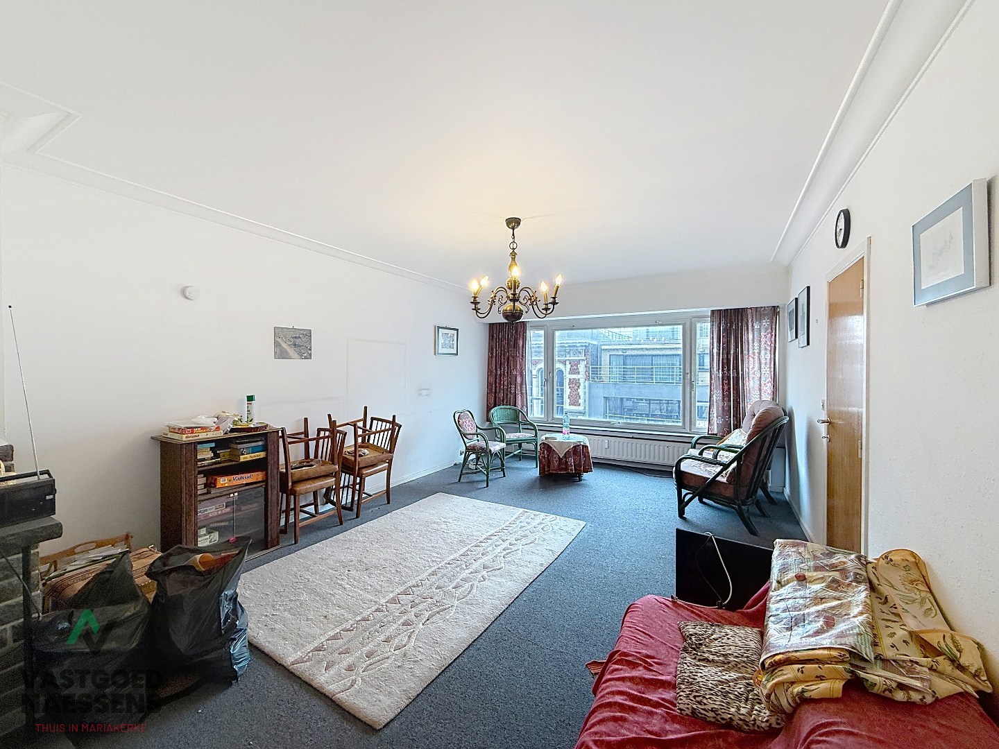 Rénover 2 appartements de 2 chambres à coucher dans un emplacement central. 