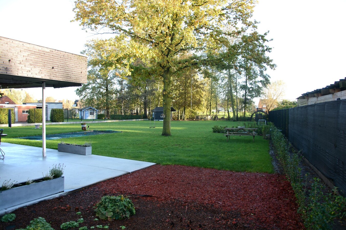 Uitzonderlijke luxe villa (2022) met prachtige tuin &amp; 5 slaapkamers op 2.162m² 