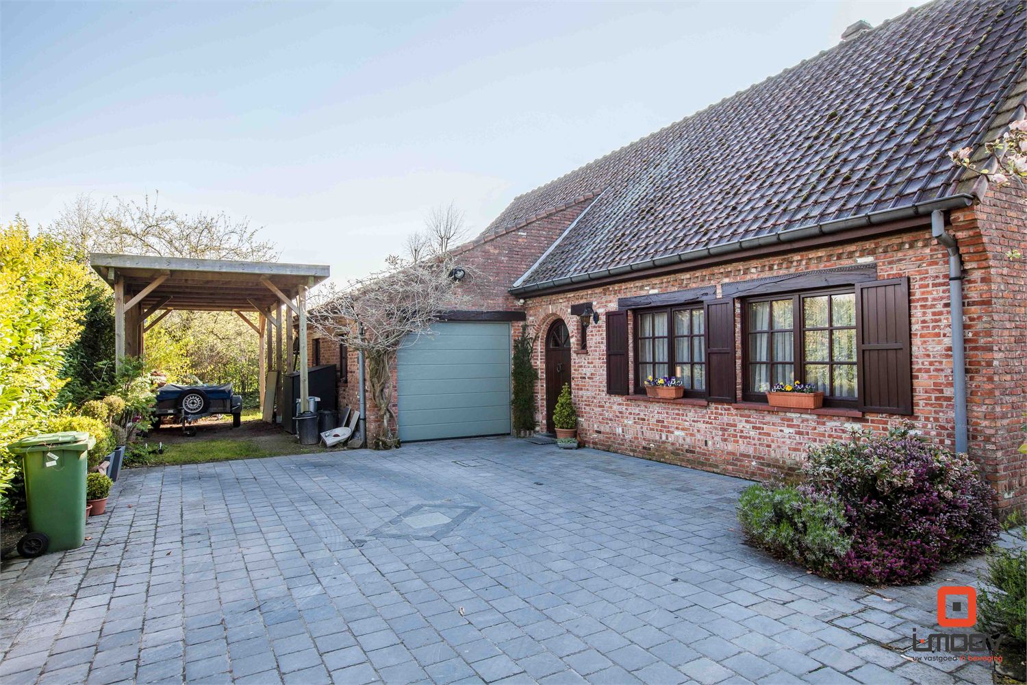 Villa verkocht in Oostakker