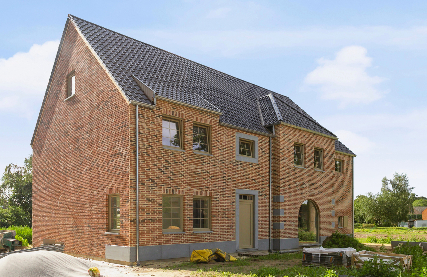 Hoogwaardig nieuwbouwproject van 4 nieuwbouw BEN-woningen op percelen van 3a95ca tot 4a05ca! 