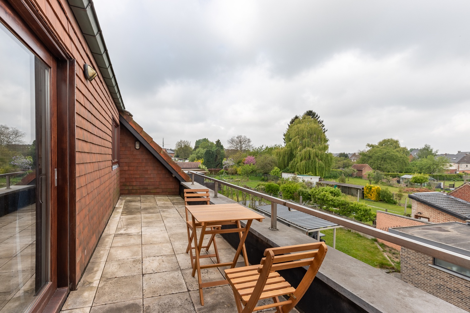Duplex van 90m², 3 slaapkamers en garage, hartje Herzele 