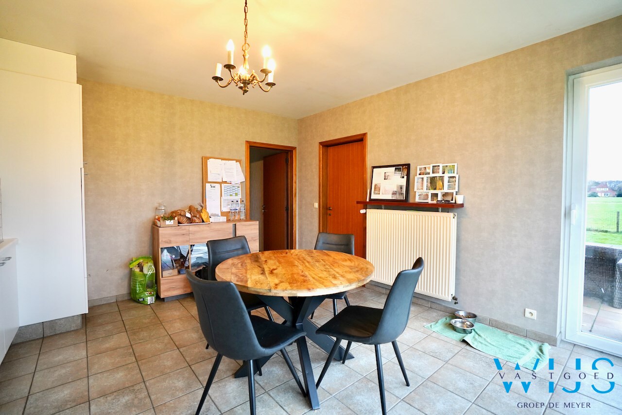 Landelijk gelegen woonhuis met 3 slaapkamers te Boekhoute! 