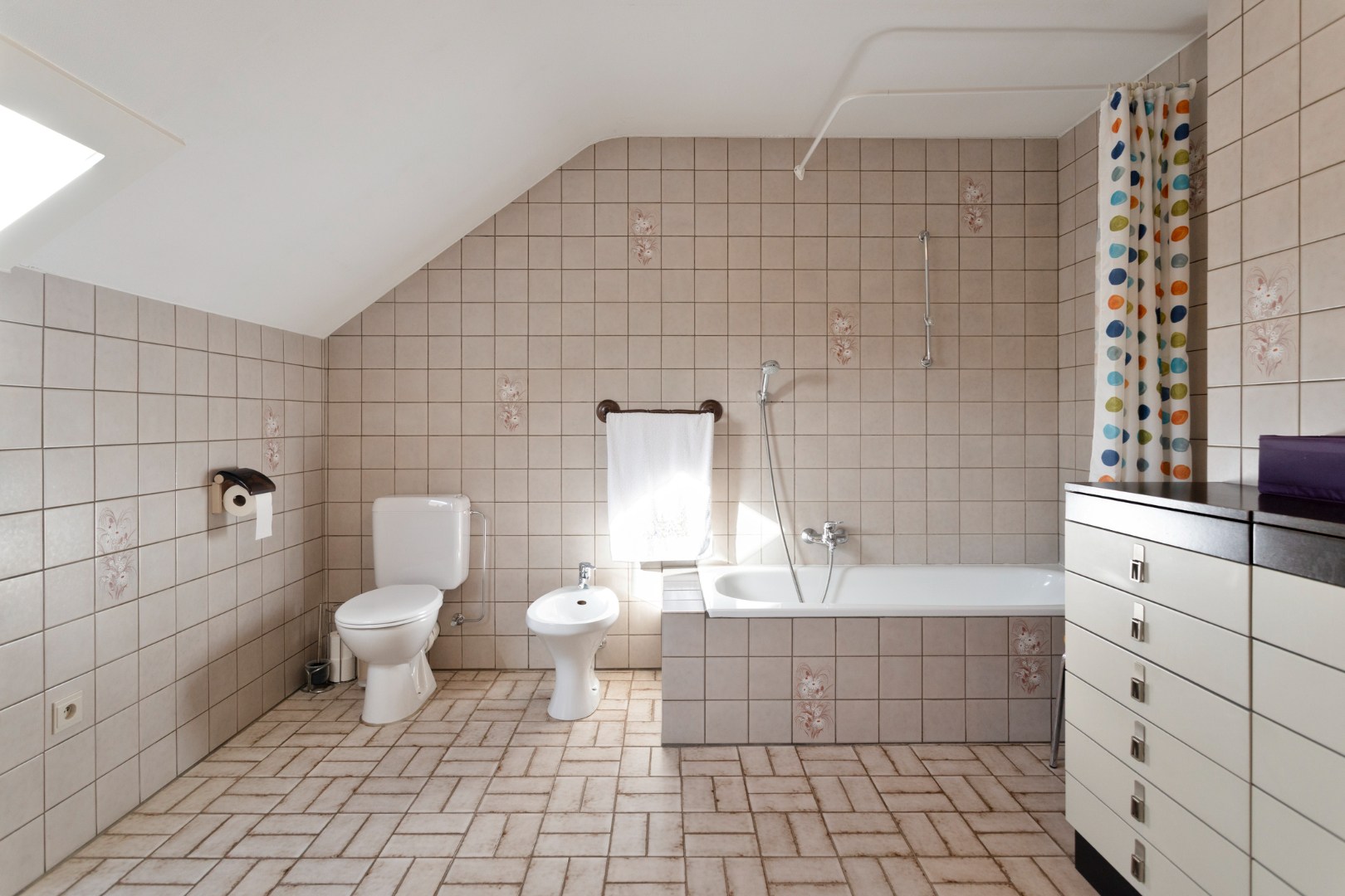 Open bebouwing met 3slaapkamers, bureau en 2 badkamers in Pellenberg! - EPC 240 kWh/m² - bewoonbare opp. 242 m² 