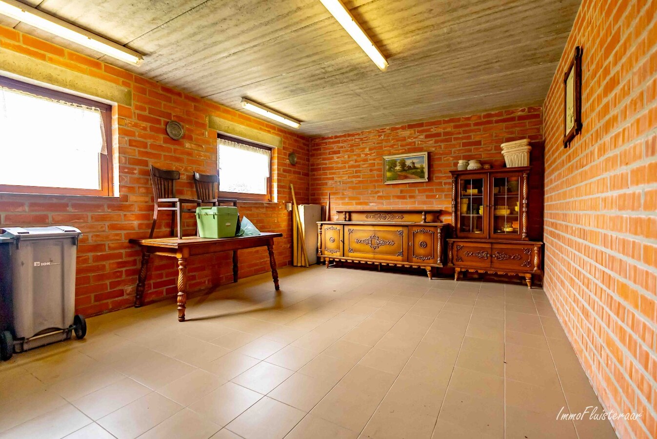 Grande maison avec des prairies et une serre sur environ 1,2 ha à Hoogstraten 